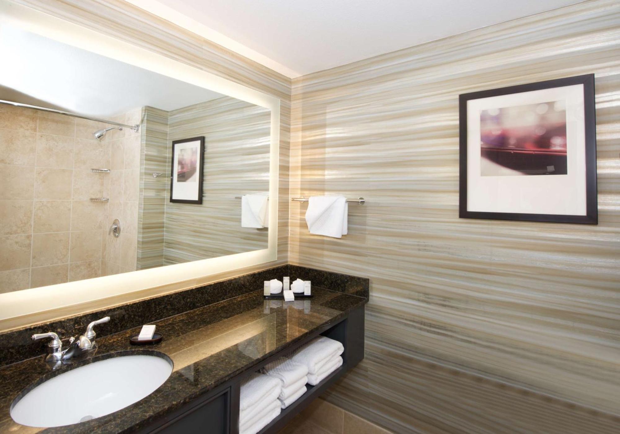 Embassy By Hilton 4* Walnut Creek