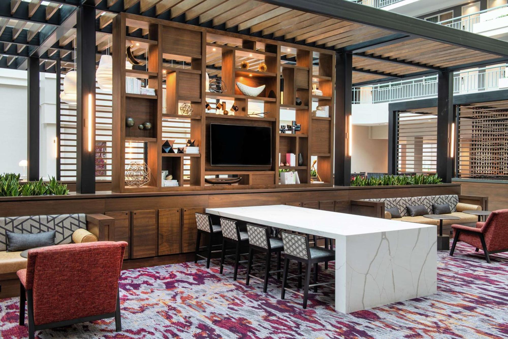 Embassy By Hilton Hotel 4*